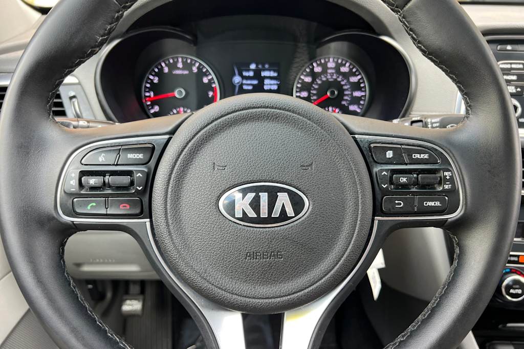 Thumbnail: 2016 Kia Optima - 27