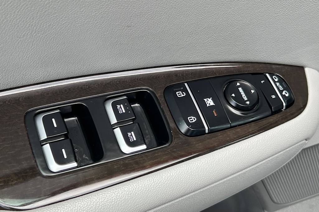Thumbnail: 2016 Kia Optima - 21