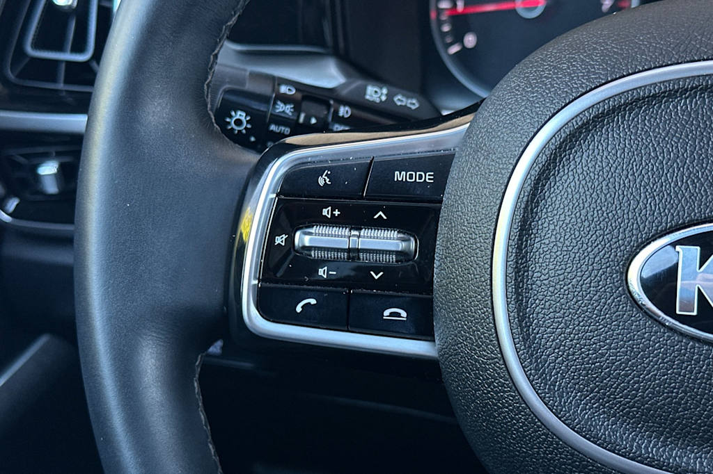 Thumbnail: 2021 Kia Sorento - 32