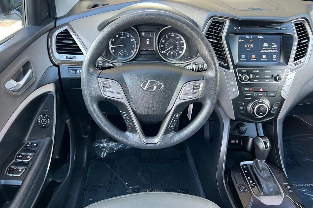 Thumbnail: 2017 Hyundai Santa Fe - 11