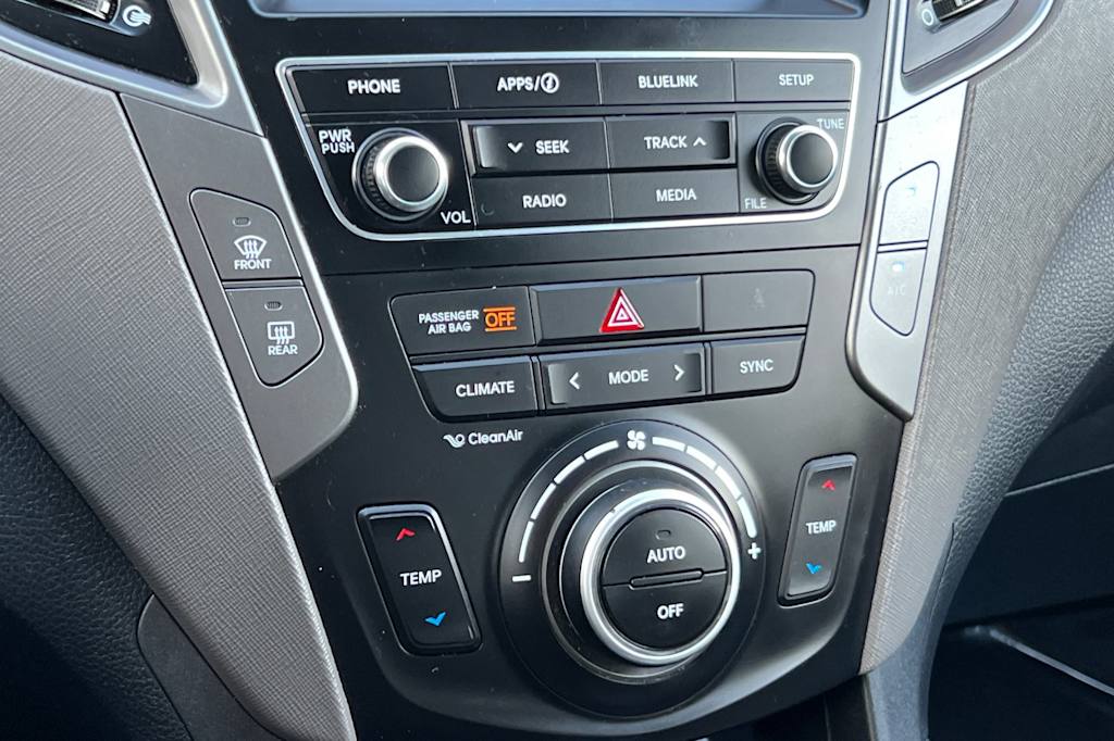 Thumbnail: 2017 Hyundai Santa Fe - 24