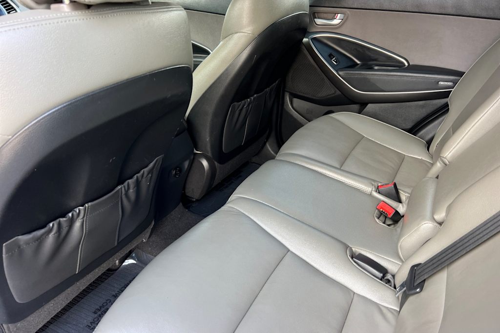 Thumbnail: 2017 Hyundai Santa Fe - 10