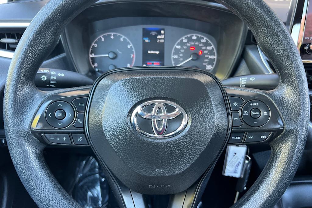 Thumbnail: 2025 Toyota Corolla - 25