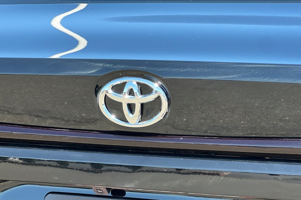 Thumbnail: 2025 Toyota Corolla - 7