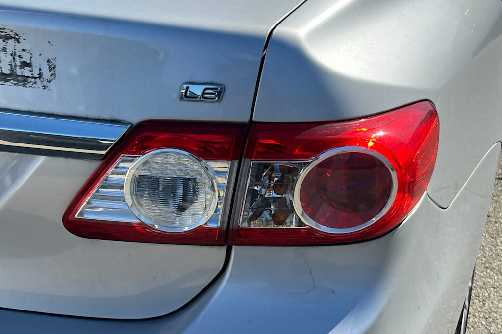 Thumbnail: 2012 Toyota Corolla - 19