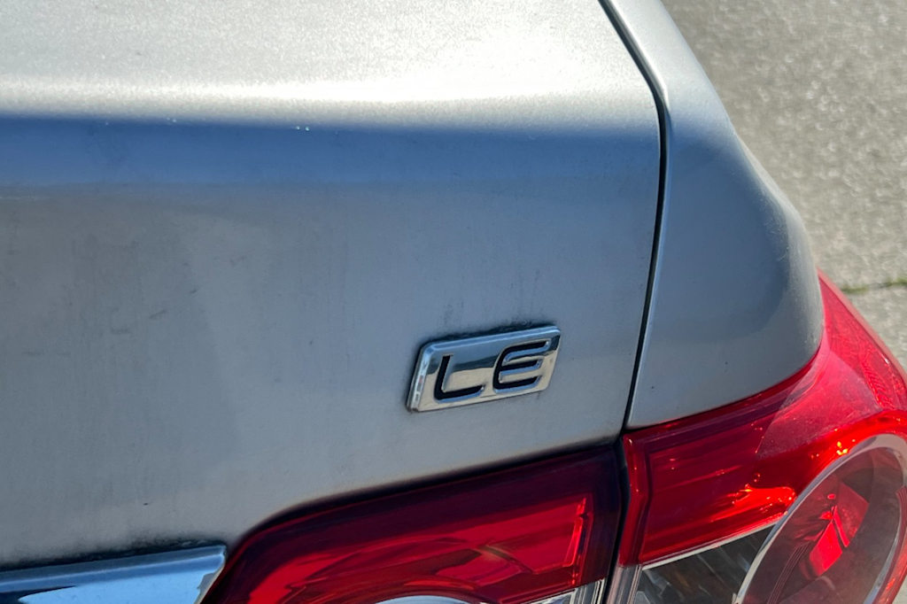 Thumbnail: 2012 Toyota Corolla - 22