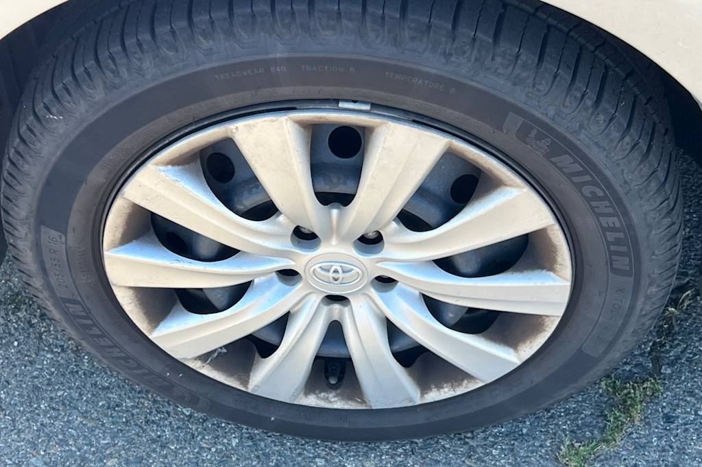 Thumbnail: 2012 Toyota Corolla - 6