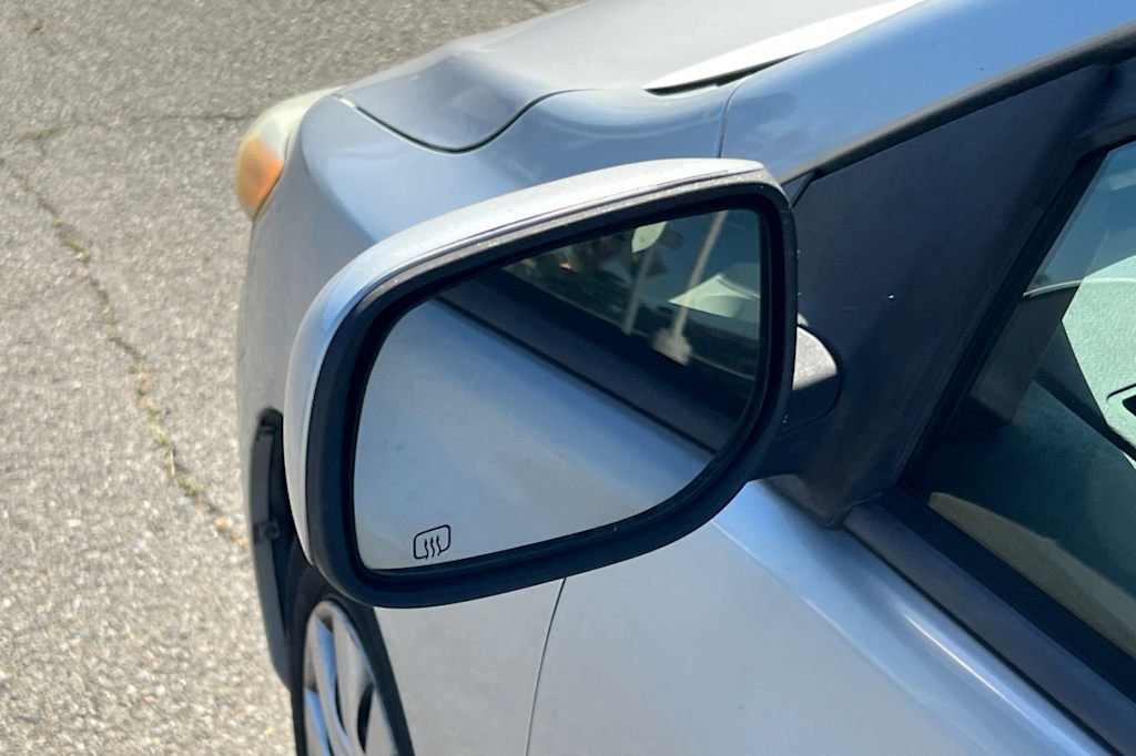 Thumbnail: 2012 Toyota Corolla - 12