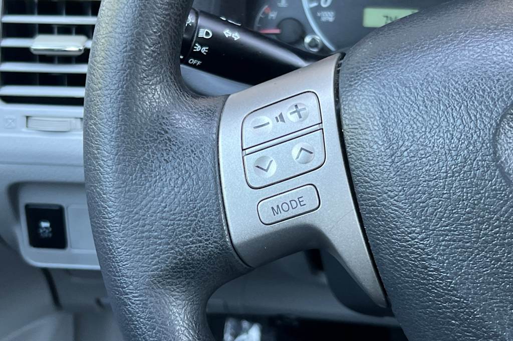 Thumbnail: 2012 Toyota Corolla - 27