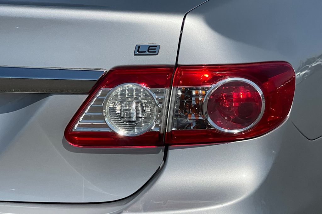 Thumbnail: 2012 Toyota Corolla - 29