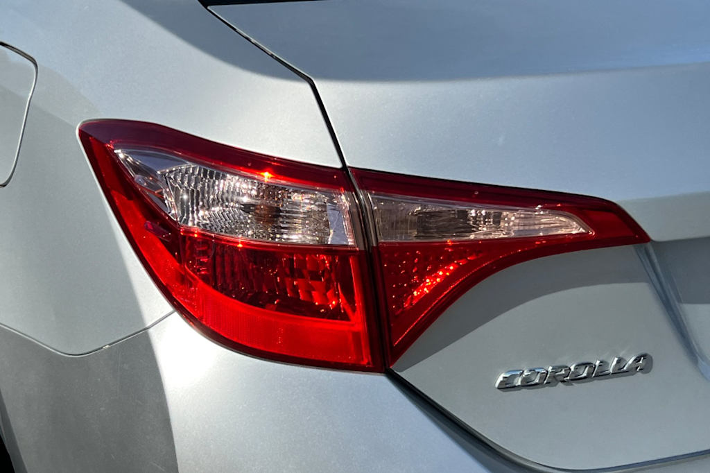 Thumbnail: 2017 Toyota Corolla - 15