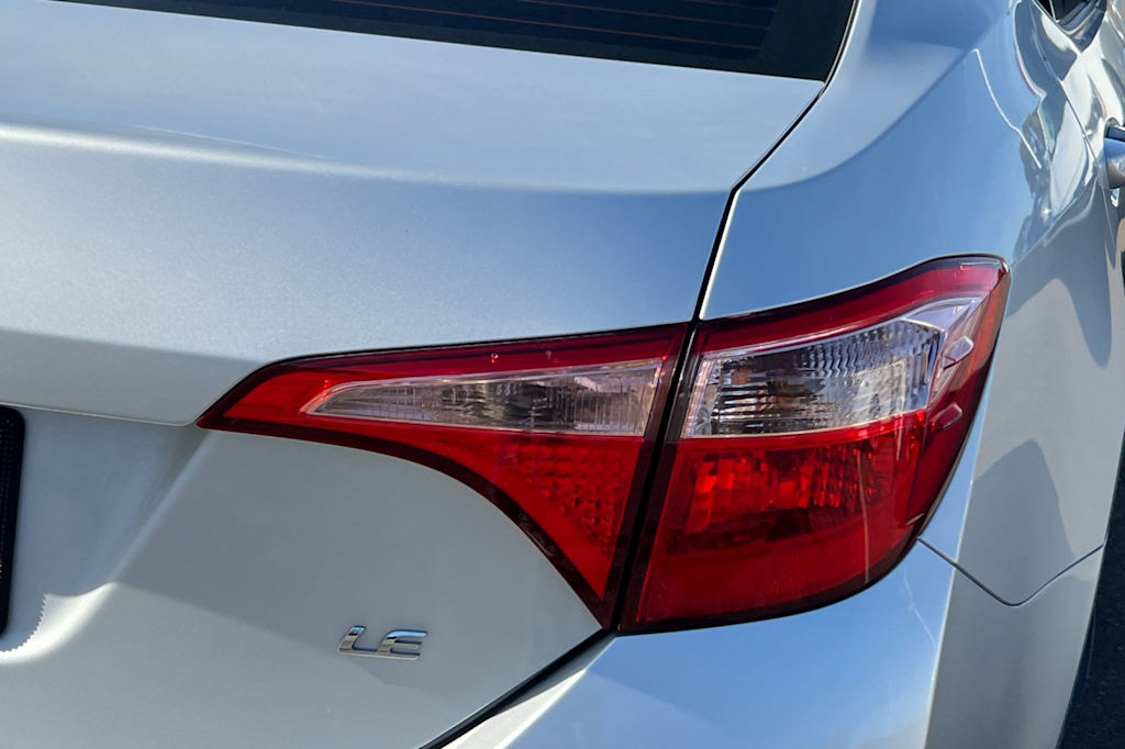 Thumbnail: 2017 Toyota Corolla - 17