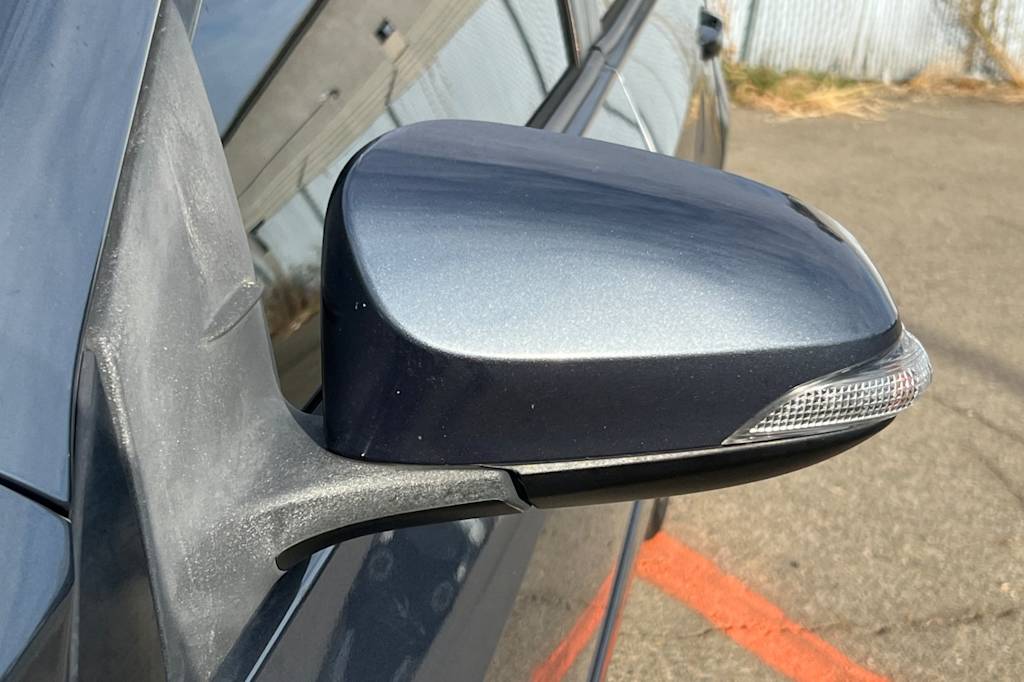 Thumbnail: 2015 Toyota Corolla - 15