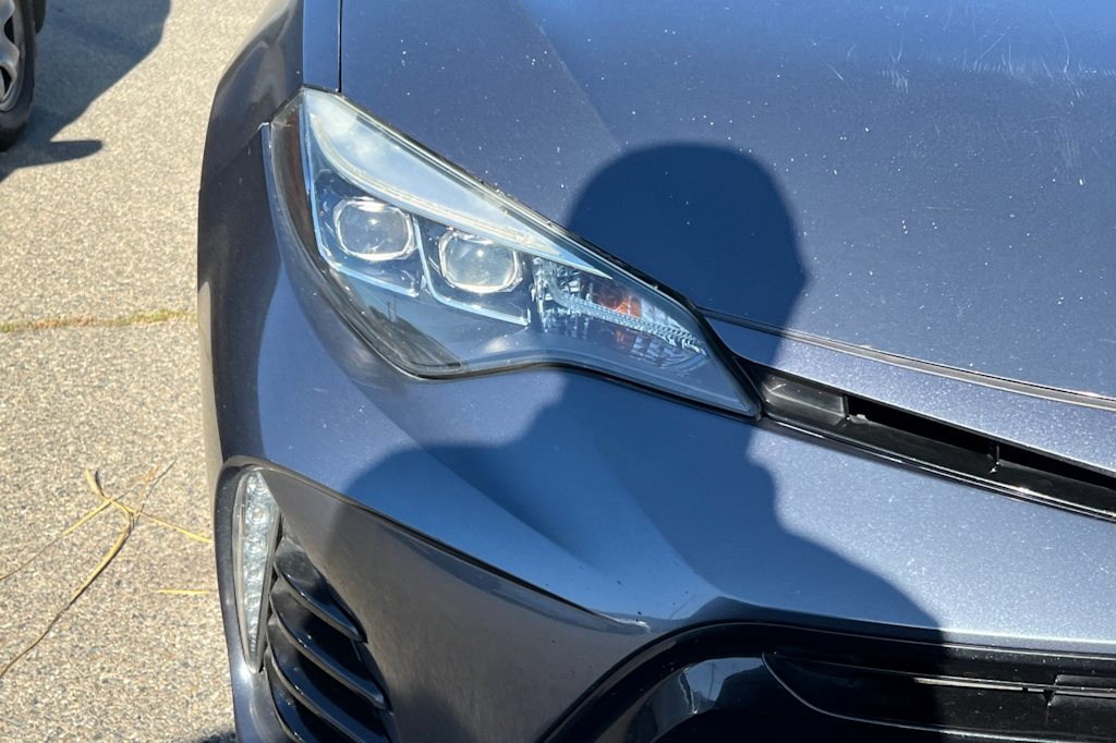 Thumbnail: 2017 Toyota Corolla - 15
