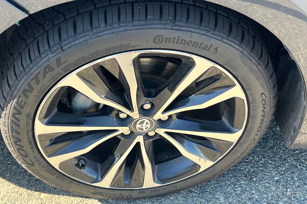 Thumbnail: 2017 Toyota Corolla - 6