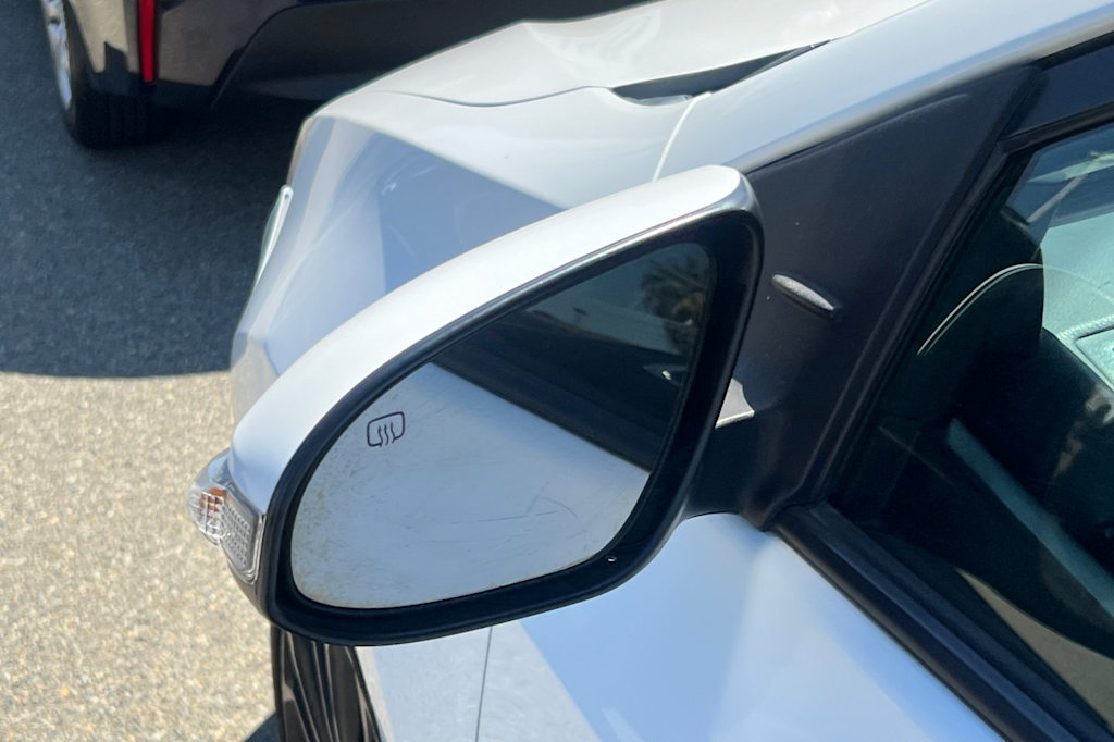 Thumbnail: 2014 Toyota Corolla - 7