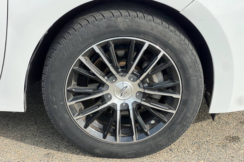 Thumbnail: 2016 Toyota Corolla - 20