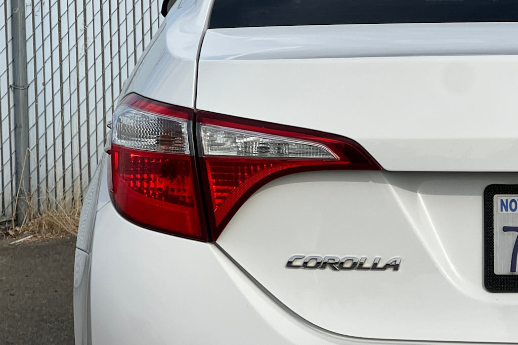 Thumbnail: 2016 Toyota Corolla - 25
