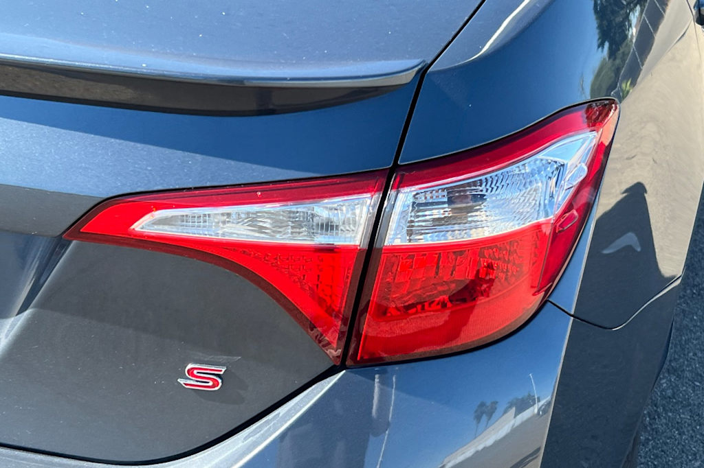 Thumbnail: 2016 Toyota Corolla - 19