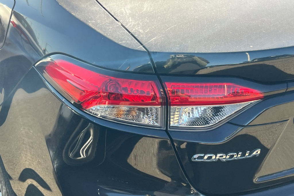 Thumbnail: 2022 Toyota Corolla - 21