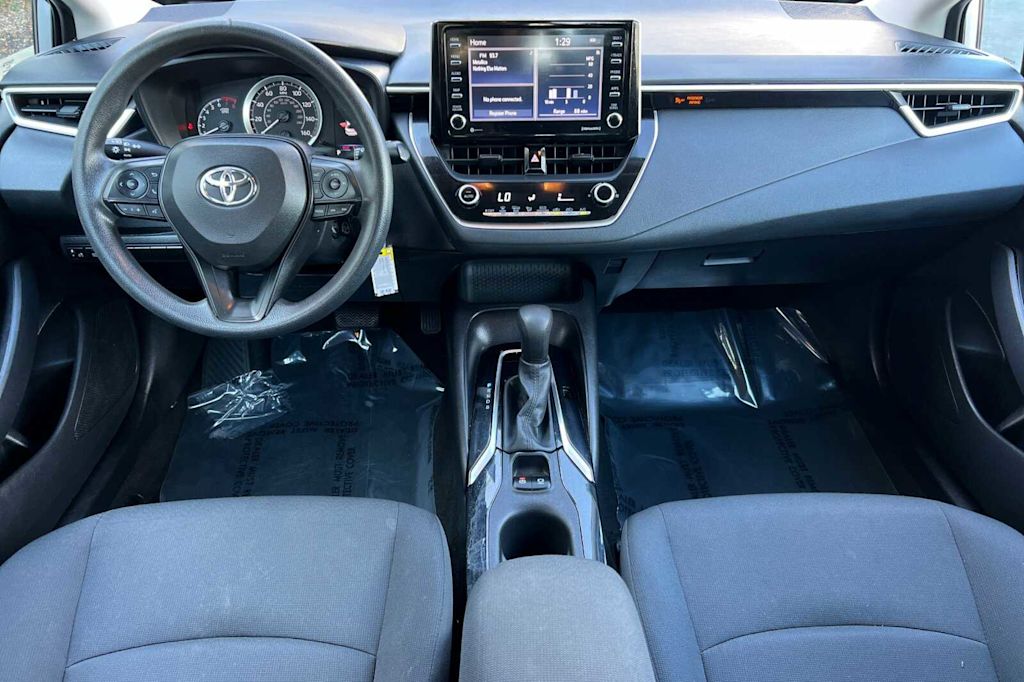 2021 Toyota Corolla LE 2