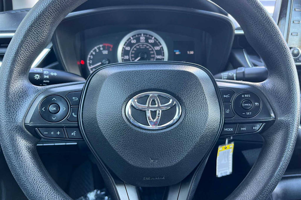 2021 Toyota Corolla LE 25