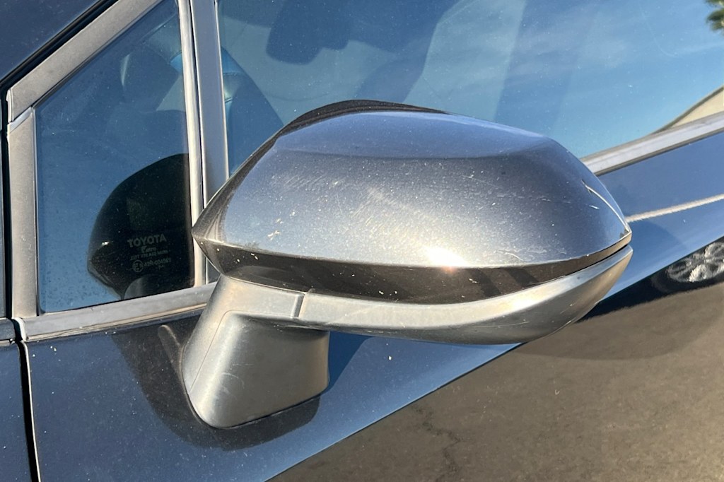 Thumbnail: 2020 Toyota Corolla - 16