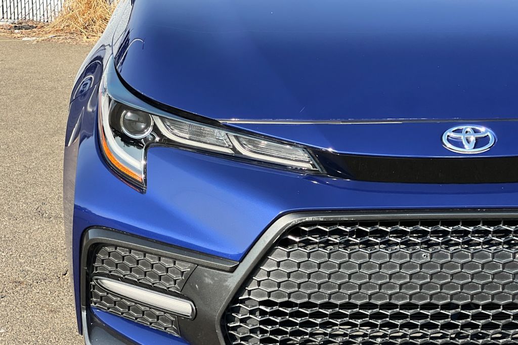 Thumbnail: 2021 Toyota Corolla - 18