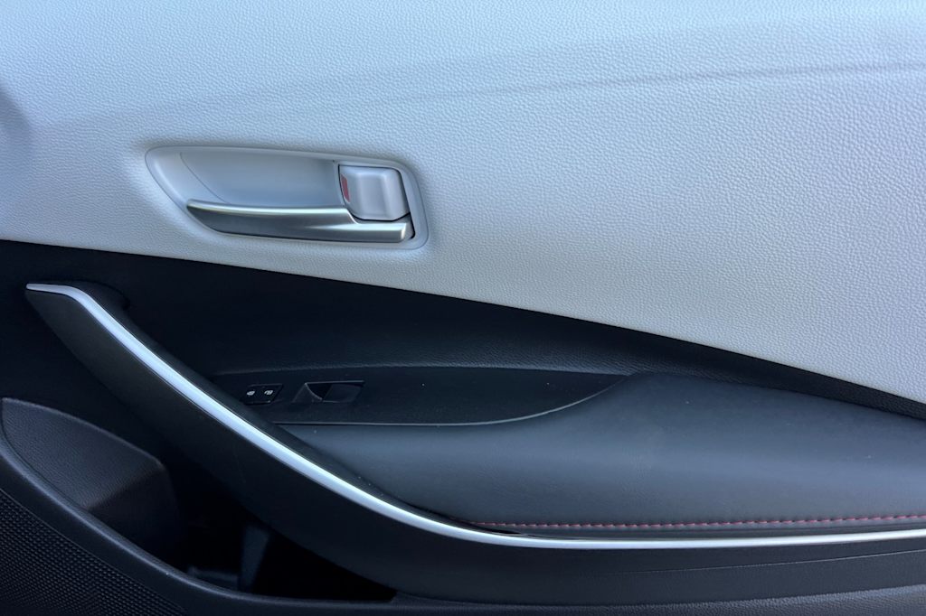 Thumbnail: 2025 Toyota Corolla - 22