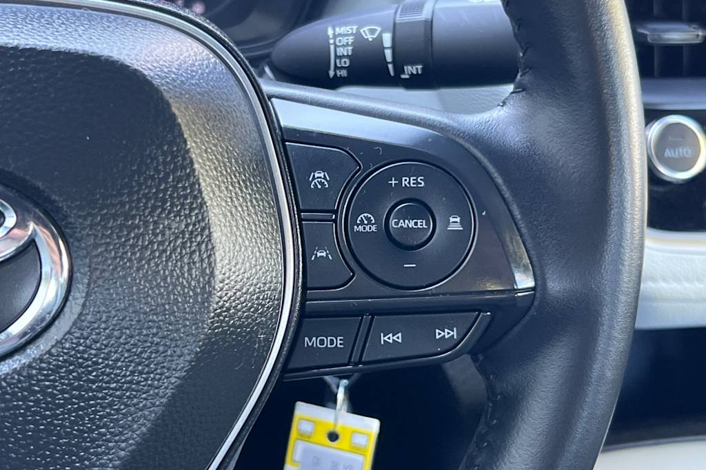 Thumbnail: 2025 Toyota Corolla - 28