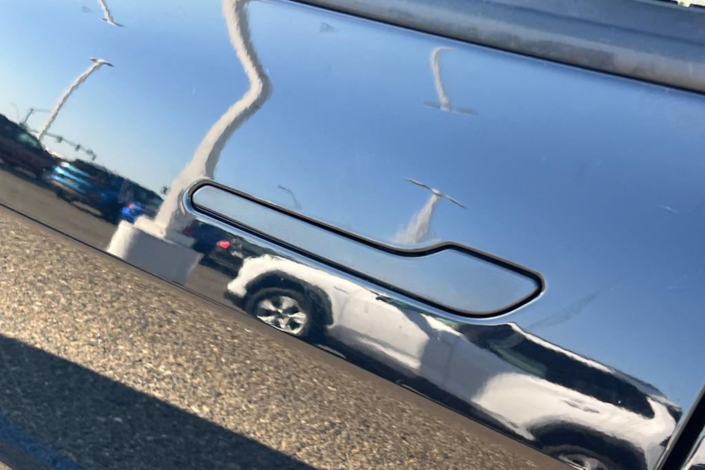Thumbnail: 2021 Tesla Model 3 - 5