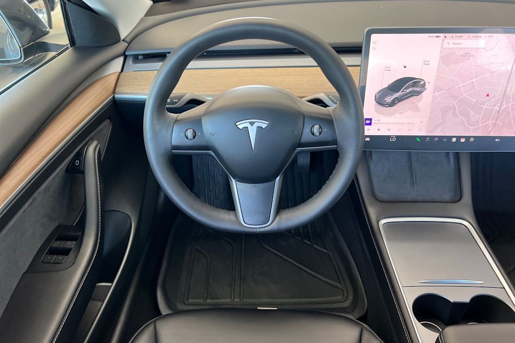 Thumbnail: 2023 Tesla Model 3 - 9