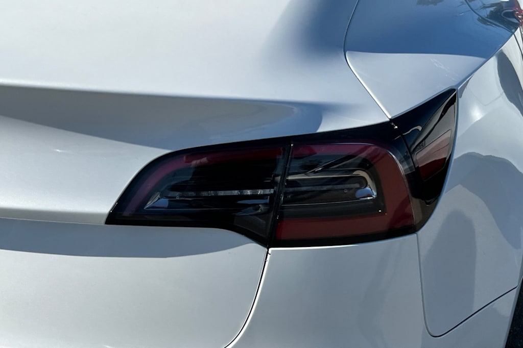 Thumbnail: 2023 Tesla Model 3 - 19