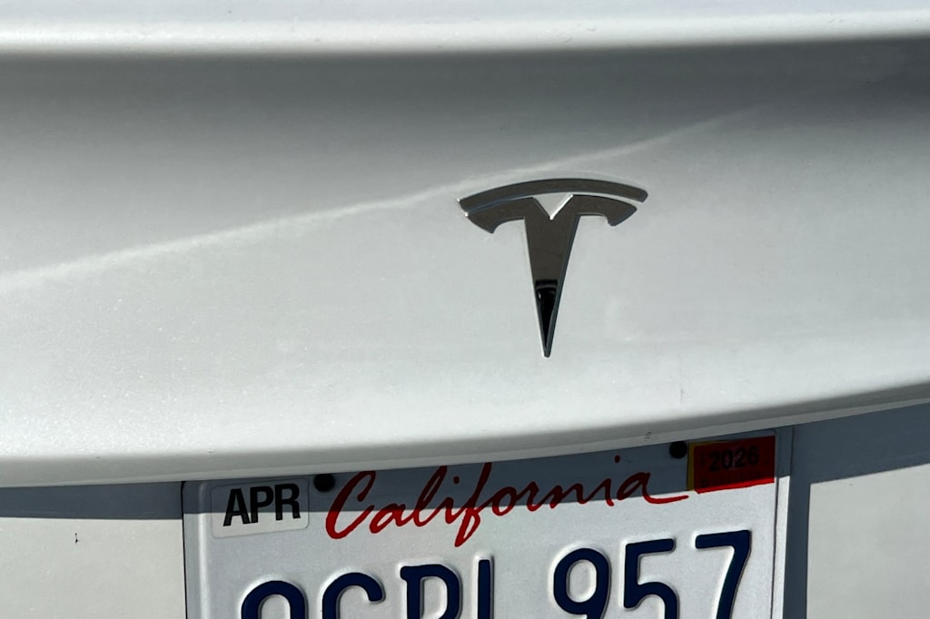 Thumbnail: 2023 Tesla Model 3 - 22