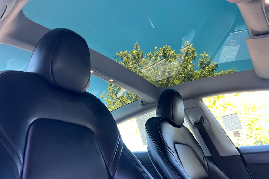 Thumbnail: 2023 Tesla Model 3 - 20