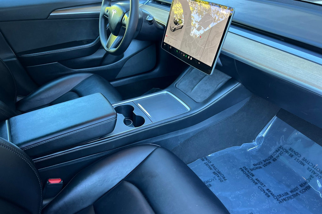 Thumbnail: 2023 Tesla Model 3 - 19