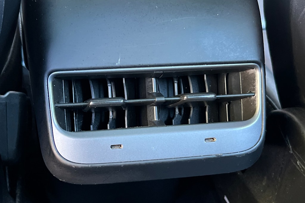 Thumbnail: 2023 Tesla Model 3 - 18