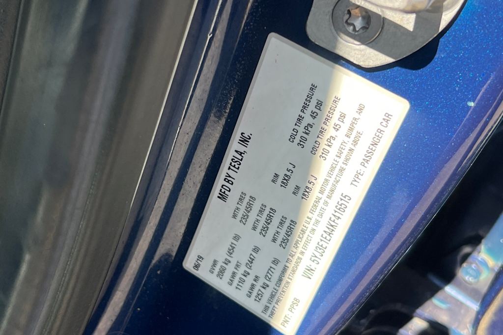 Thumbnail: 2019 Tesla Model 3 - 27