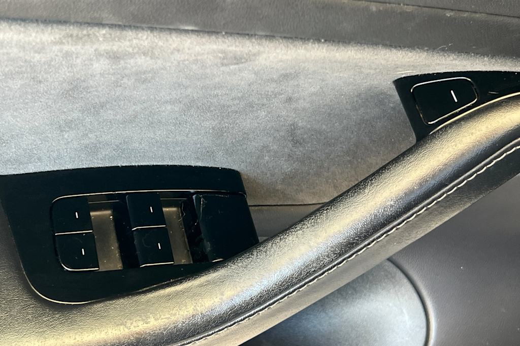 Thumbnail: 2019 Tesla Model 3 - 20
