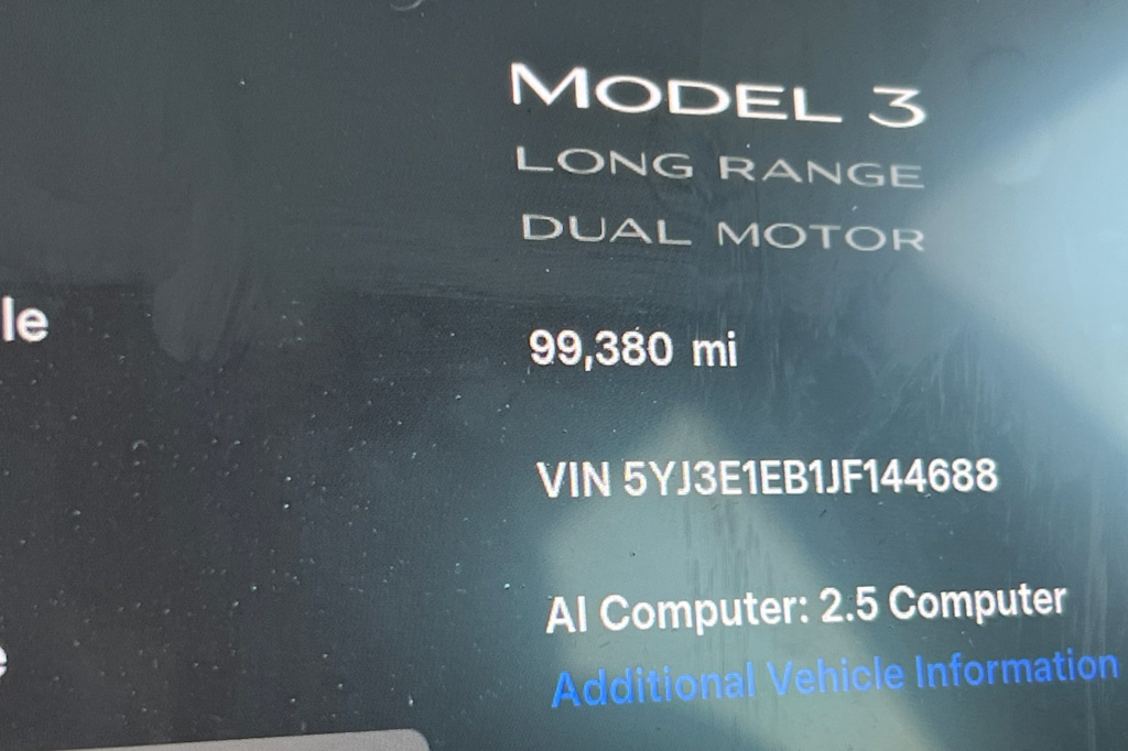 Thumbnail: 2018 Tesla Model 3 - 15