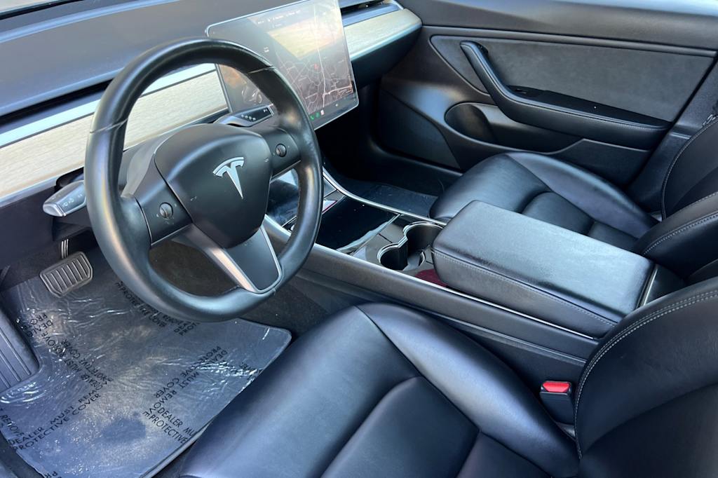 Thumbnail: 2018 Tesla Model 3 - 10