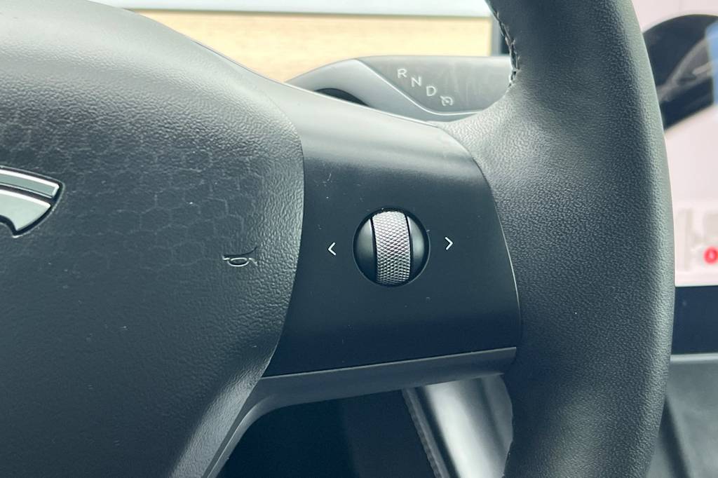Thumbnail: 2021 Tesla Model 3 - 27