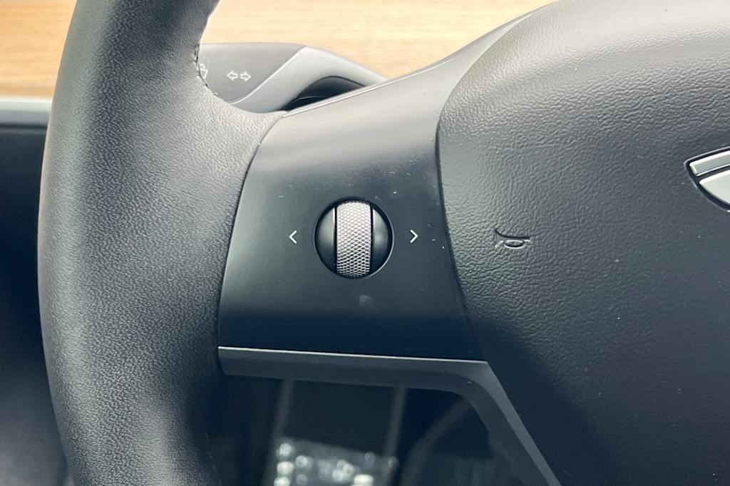 Thumbnail: 2021 Tesla Model 3 - 26