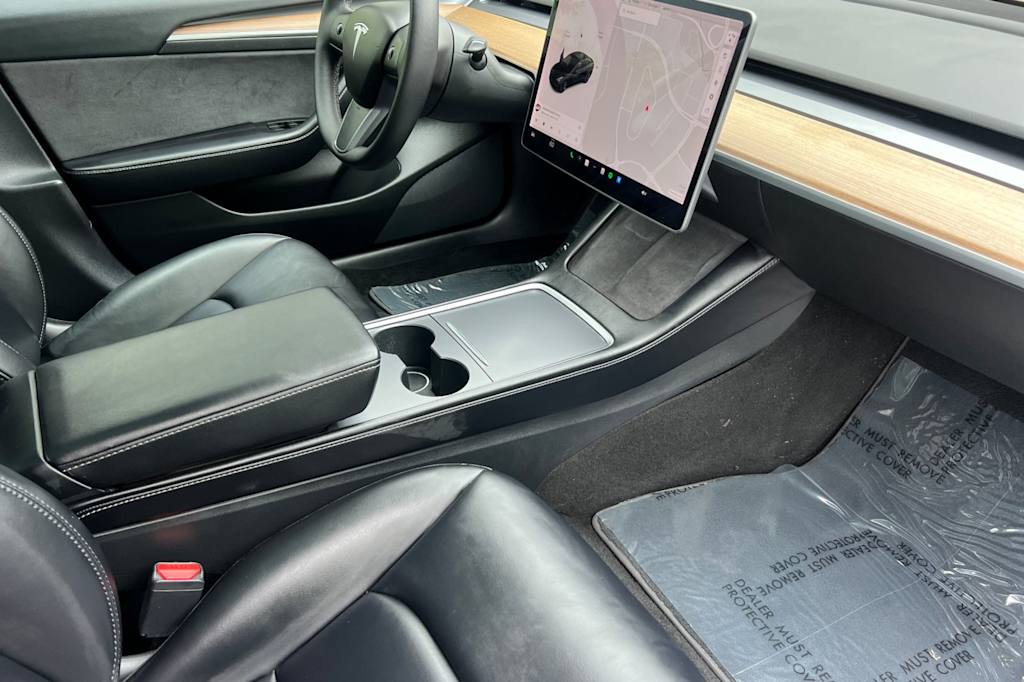 Thumbnail: 2021 Tesla Model 3 - 11