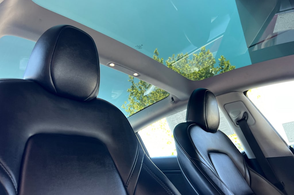 Thumbnail: 2023 Tesla Model 3 - 20