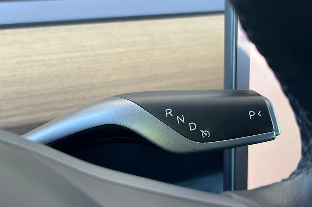 Thumbnail: 2023 Tesla Model 3 - 22