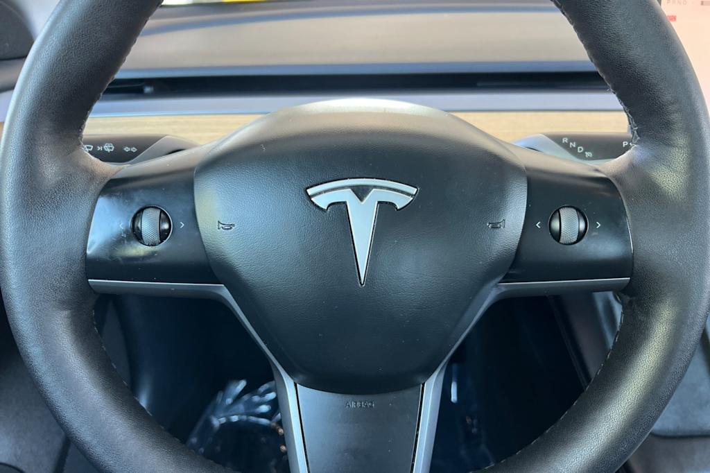 Thumbnail: 2023 Tesla Model 3 - 23