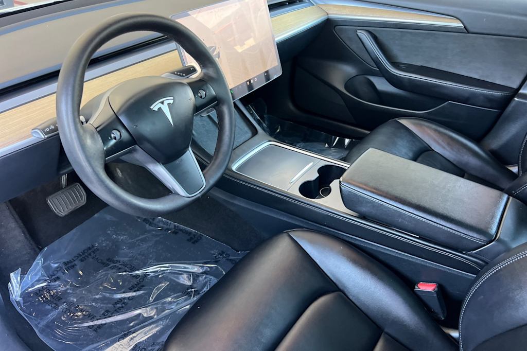Thumbnail: 2023 Tesla Model 3 - 8