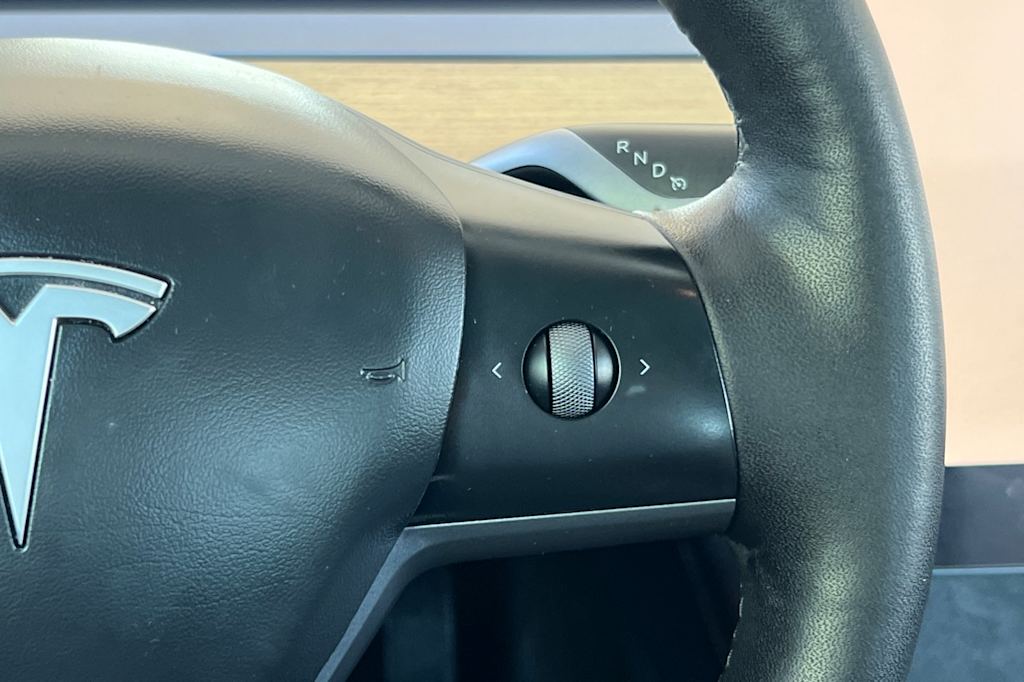 Thumbnail: 2023 Tesla Model 3 - 25