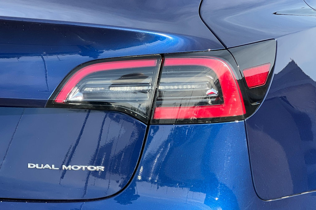 Thumbnail: 2022 Tesla Model 3 - 27